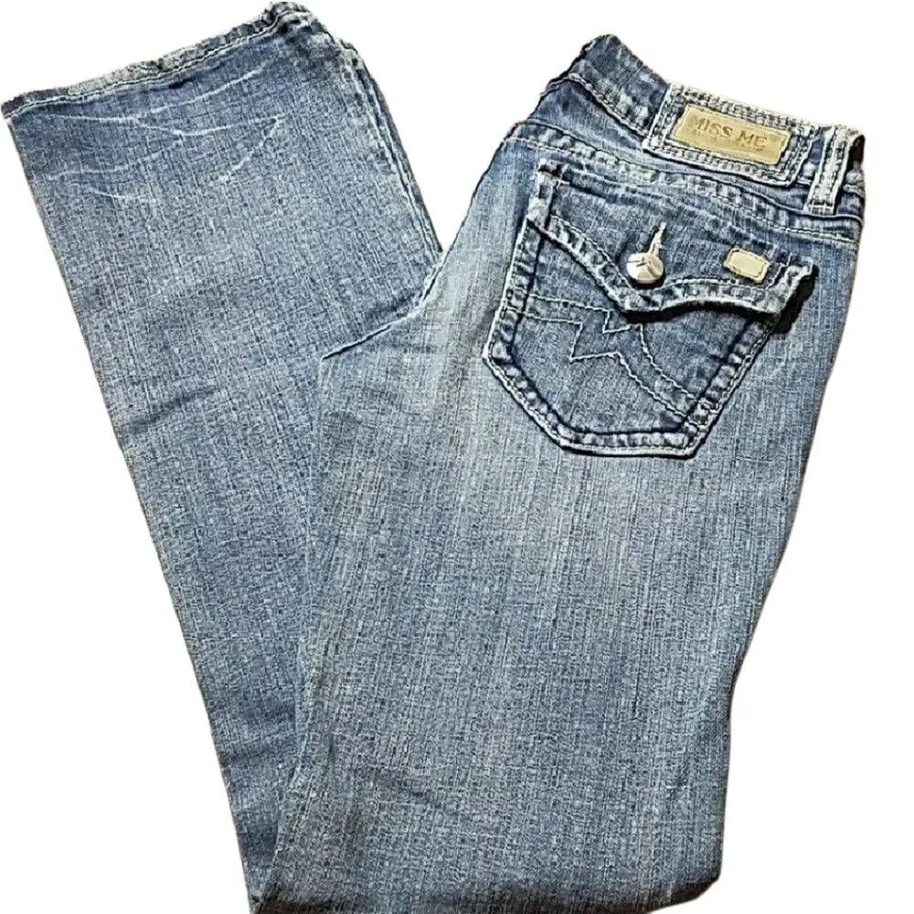 Miss me 28/31 distressed